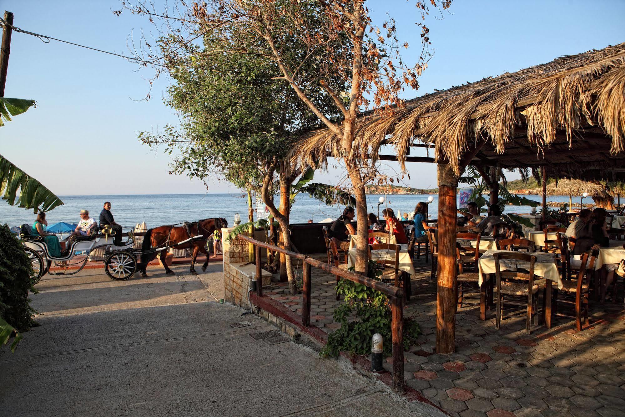 Niriides Beach Hotel Rethymno Restaurant bilde
