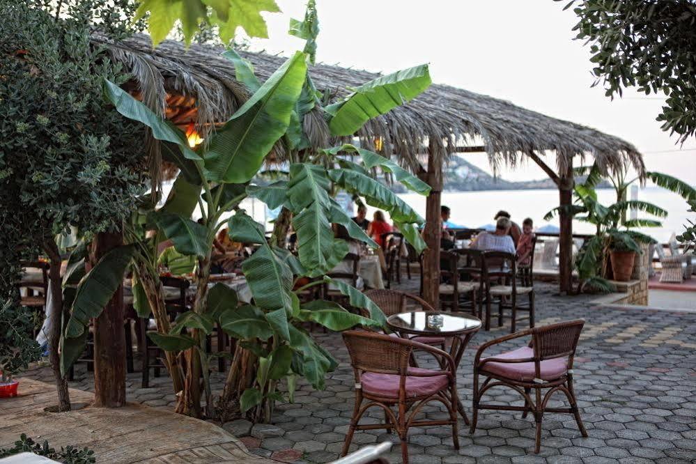 Niriides Beach Hotel Rethymno Eksteriør bilde