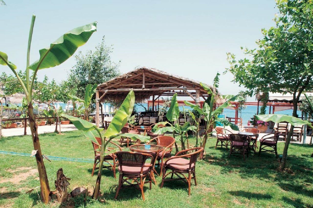 Niriides Beach Hotel Rethymno Eksteriør bilde